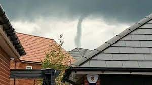 The birmingham tornado was one of the strongest tornadoes recorded in the united kingdom in nearly 30 years, occurring on 28 july 2005 in the suburbs of birmingham. Hc51fklznxh2wm