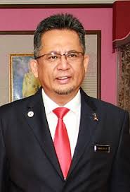 Ahmad razif is reported to be in stable condition and is required to rest, said a statement issued by the office of the terengganu menteri besar in kuala terengganu. Ahmad Razif Abd Rahman Wikipedia Bahasa Melayu Ensiklopedia Bebas