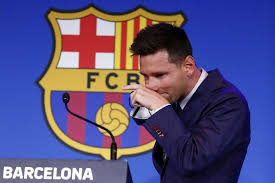 El astro argentino lionel messi se despidió hoy de barcelona después de 17 temporadas con una emotiva conferencia de prensa en el auditorio del camp nou, cuyos textuales más destacados fueron los siguientes: Kvaon3zdwoga M
