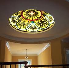 الزجاج المعشق