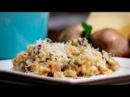 One Pot Bacon And Wild Mushroom Risotto Recipe By Tasty Recipe In 2020 Bacon And Mushroom Risotto Bacon Stuffed Mushrooms Risotto Recipes