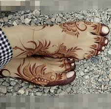 Pin By Littlemoonbeamco On Tattoos Mehndi Designs Legs Mehndi Design Simple Mehndi Designs