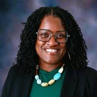 Renee Hardy's Instagram, Twitter & Facebook