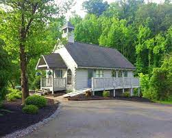 Renewal Of Our Vows Review Of Wedding Bell Chapel Pigeon Forge Tn Tripadvisor
