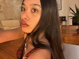 Julia Velasquez's Instagram, Twitter & Facebook