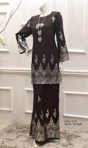 Item ini memiliki desain tertutup yang menutupi badan para wanita melayu dengan baik. Raya 2020 Baju Kurung Moden Songket Dark Brown Coklat Gelap Gsl 125 As Syahid Collection