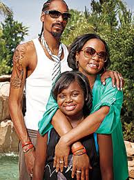Snoop dogg has admitted to have cheated on his wife many times, while the blonde woman celina powell has claimed on various social media networks that she had slept with him on various occasions, and that he had called her over 15 times to join him on his tours. Snoop Dogg Details Daughter S Tough Battle With Lupus People Com