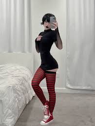 Nora Fawn - Free nude pics, galleries & more at Babepedia