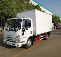 Isuz U Elf Nkr 4HK1 4X2 5 Ton Small Refrigerator Van Box Truck for Meat  Transportation