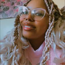 if zoltan became a new leader of neo zeon, should be wear this