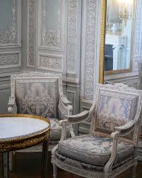 Versailles Mon Amour On Instagram Joli Cabinet De Marie Antoinette Au Petit Trianon Du Chateauversailles Le Mobilier Rococo Decor Furniture Salon Furniture