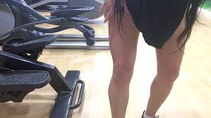 Exercises at home for glutes and legs. We Squatted It Out For A Whole Month And Were Shocked At Our Transformations