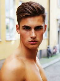 It breaks an excessively stiff appearance and creates. Pin En Formal Hairstyles