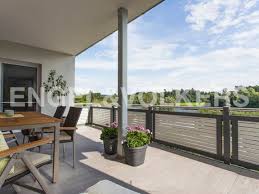 Ein gerätehaus sowie die versorgung mit brunnenwasser für die bewässerung sind vorhanden. Haus Kaufen In Lindau Bodensee 7 Angebote Engel Volkers