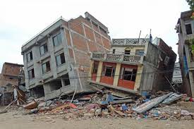 To platí nejen pro počty obětí a míru škod, ale i pro velikost zasaženého území. Geofyzikalni Ustav Akademie Ved Cr V V I