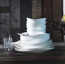 Ikea S Fancy New China Skyn Fine China Dishes China Dishes White Dishes Classic Dinnerware