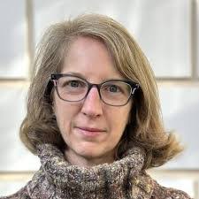 Carrie Cowan's Instagram, Twitter & Facebook