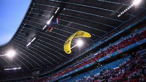Dua tim raksasa eropa, perancis dan jerman, bakal beradu gengsi pada pertandingan pertama grup f euro 2020 di stadion namun, sebelum mereka bentrok pada semifinal euro 2016, sebuah tragedi berdarah di luar arena mewarnai duel perancis vs jerman. D3dam Opcu5wlm