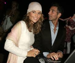 Before meeting and marrying giannulli, loughlin married michael r. How Did Lori Loughlin And Mossimo Giannulli Meet