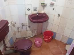 Sebagaimana hadits yang diriwayatkan dari abu hurairoh yang berkata 8 Tempat Tinggal Jin Yang Mungkin Anda Tak Tahu Remaja