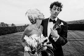 Expect this photogenic pose throughout the day, from prep to couple photos, as well as bridal portraits. Pro Wedding Photo Ideas 25 Creative Shots Photoshelter Blog