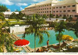 The Emerald Beach Hotel Nassau Bahamas 26385986123 O Postcards Collectables Vintage Retro Photos Art