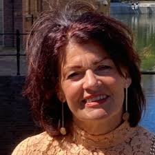 Lief netwerk, Begin januari startte mijn re-integratietraject bij de  Gemeente Rijssen-Holten waar Jolanda Schilstra mij binnen het Sociaal  Domein onder haar hoede nam. Na een periode van ziekte en…