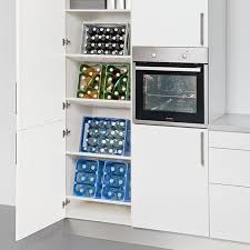 Vorrats Hochschrank Fur Getrankekisten Lagerschranke Minimalistische Kuche Haus Kuchen
