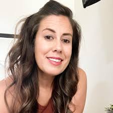 Kelsey Sapp's Instagram, Twitter & Facebook