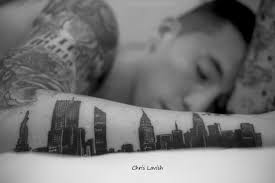 Main st., ventura, california, united states phone 805.308.3941 Tattoo Supermodel Chris Lavish Inked Model Tattoomodel Art Tattoos Tattoo Chrislavish Nyc Skyline City Tattoo Tattoo Model Tattoos
