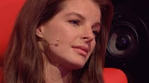 Schülerin aus Berlin bringt Jurorin Yvonne Catterfeld zum Weinen