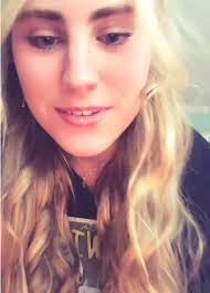 Larissa Meadows's Instagram, Twitter & Facebook