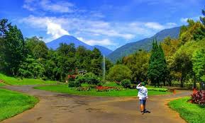 Sesuai dgn iklannya pusat kota bandung, untuk kamar sangat memuaskan. 35 Tempat Wisata Di Cianjur September 2021 Yang Sudah Dibuka Terbaru Dekat Stasiun Selatan Cipanas Pantai Arfa Jayanti Kota Bunga Curug Citambur Jejakpiknik Com
