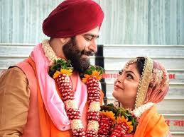 Honey singh and shalini talwar singh married in 2011. Who Is Gagan Gabru All You Need To Know About Divya Bhatnagar S Husband Gagan Who Has Been Accused Of Fraud Domestic Violence