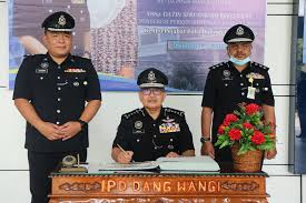 Lisateavet ibu pejabat polis diraja malaysia kohta leiate veebisaidilt www.rmp.gov.my. Facebook