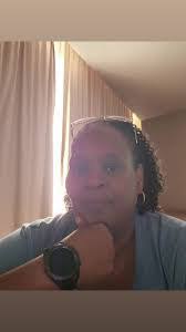 Stephanie Reams's Instagram, Twitter & Facebook