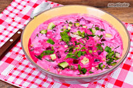 Kalte suppen für den sommer sind eine sehr attraktive option in diesen tagen, in denen die hitze der wahre protagonist ist. Kalte Suppen Ohne Kochen 5 Gesunde Rezepte Fur Blitzschnelle Suppen