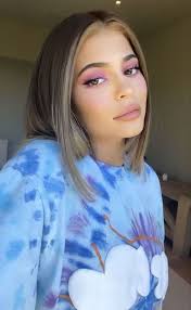 Lila Burch's Instagram, Twitter & Facebook