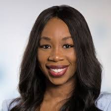 Shari Mackay's Instagram, Twitter & Facebook