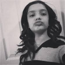 Muzna Khan (@MAKbeauty1224)