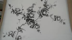 Gambar bunga indah hitam putih 39 gambar sketsa bunga indah sakura mawar melati matahari 20 bunga flower coloring pages coloring pages super coloring pages. Cara Melukis Gambar Bunga Mawar Hitam Diatas Baju Berwarna Putih Cat Lukis Mm