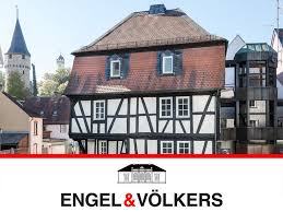 Bad homburg v.d.höhe wird von immer mehr menschen besucht, die ein haus kaufen wollen, schließlich weist die 2338000 qm große wohnfläche auf ein angenehmes wohnklima hin. Haus Zum Verkauf 61348 Bad Homburg Mapio Net