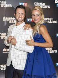 Pour booster votre niveau de confiance en vous et obtenir plus de résultats en 2021. Elodie Gossuin Et Son Danseur Christian Millette Lors Du Photocall De Presentation Du Jury Et Des Nouveaux Couples De Danse Avec Les Stars Au Siege De Tf1 A Bou Purepeople