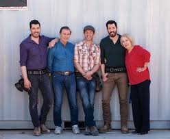 The brothers usually mix up their colors a bit to add more visual interest. Property Brothers Forever Home Features J D Scott S Remodel