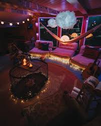Christopher Funk On Instagram Had The Pleasure Of Staying On The Ziggy Stardust Houseboat This Past We Hippie Bedroom Decor Chill Room Aesthetic Room Decor