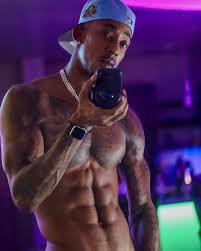 Cnote (@ALMIGHTYCNOTE)  X