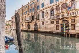 Attraverso la nostra esperienza nel campo possiamo garantire assoluta professionalità e massima. Venezia Appartamento Attico Casa In Vendita