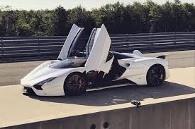 here s why the ssc tuatara won t fall apart on track carbuzz tuatara super cars amazing cars