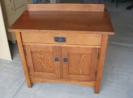 Roger Weinreber S Mission Style Furniture Wins Best Of Show Excellence In Woodworking Show Mission Style Furniture Mission Furniture Antique Oak Furniture