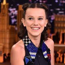 Natalie portman ⋆ натали портман. Twitter Thinks Millie Bobby Brown Is Young Natalie Portman S Doppelganger Teen Vogue